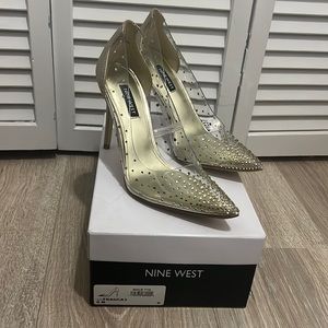 NWT/ Nine West gold rhinestone with clear sides heels